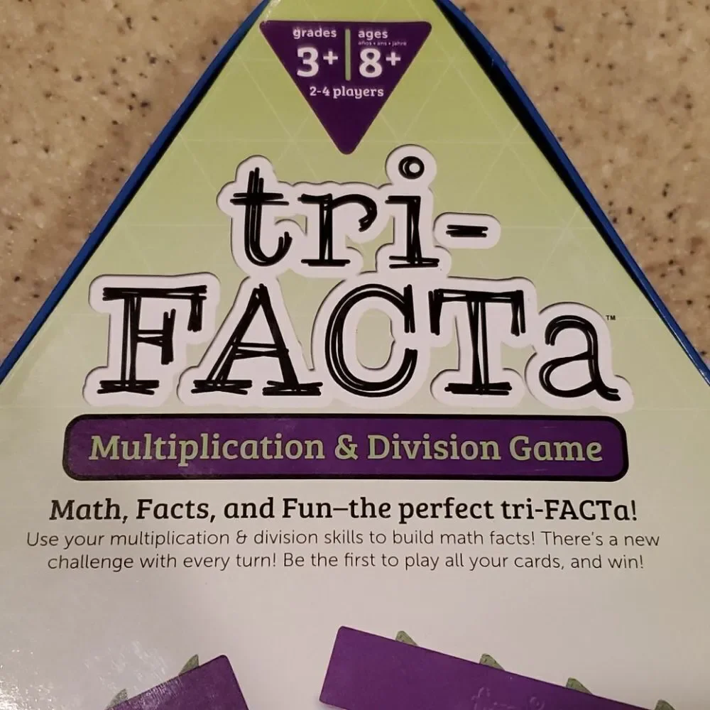 tri-FACTa Multiplication & Division Game NEW Homeschool - Picture 3 of 4